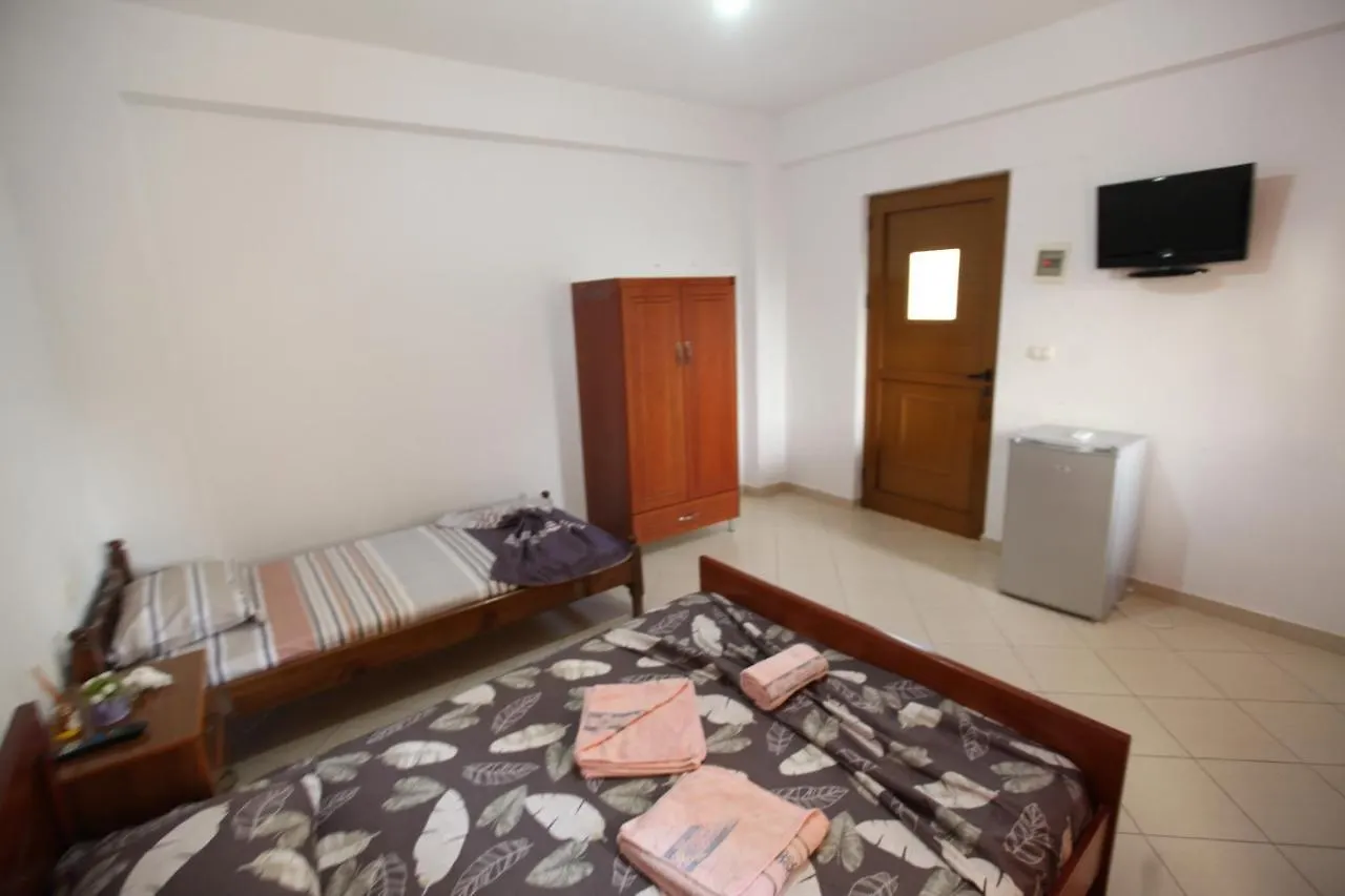 Hotel Seaview Bunec Piqeras