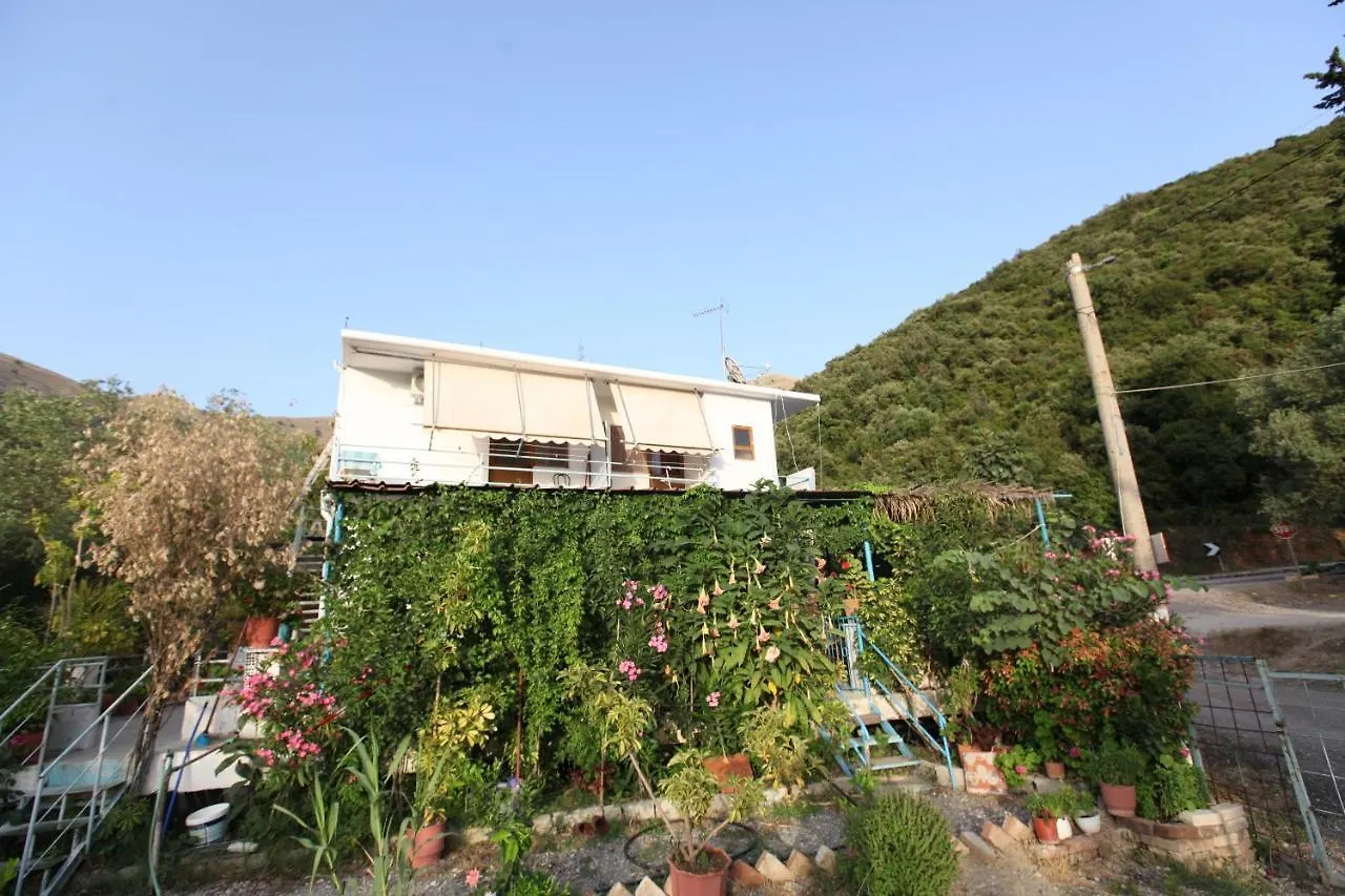 Seaview Bunec Piqeras 酒店