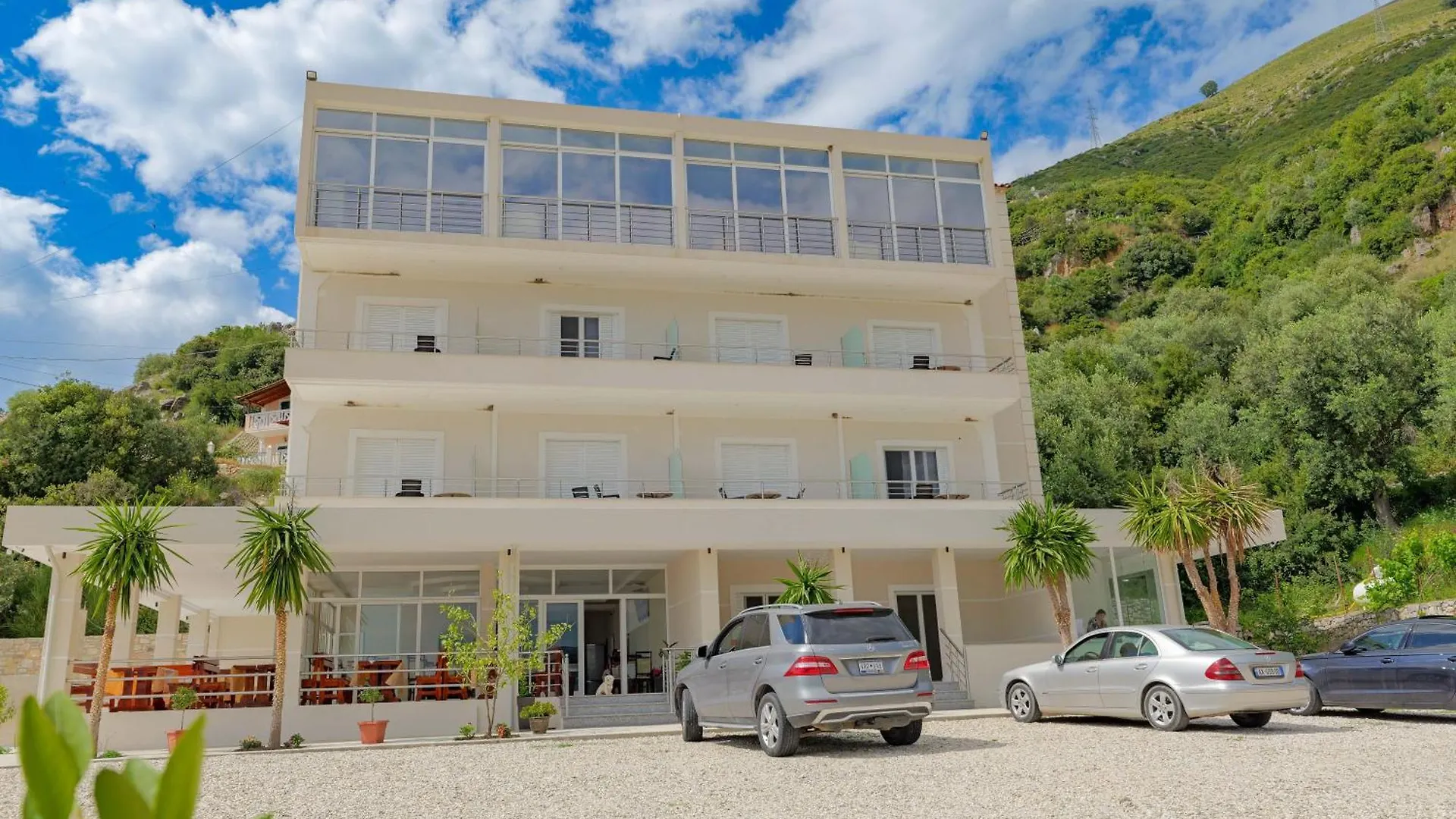 Hotel Seaview Bunec Piqeras